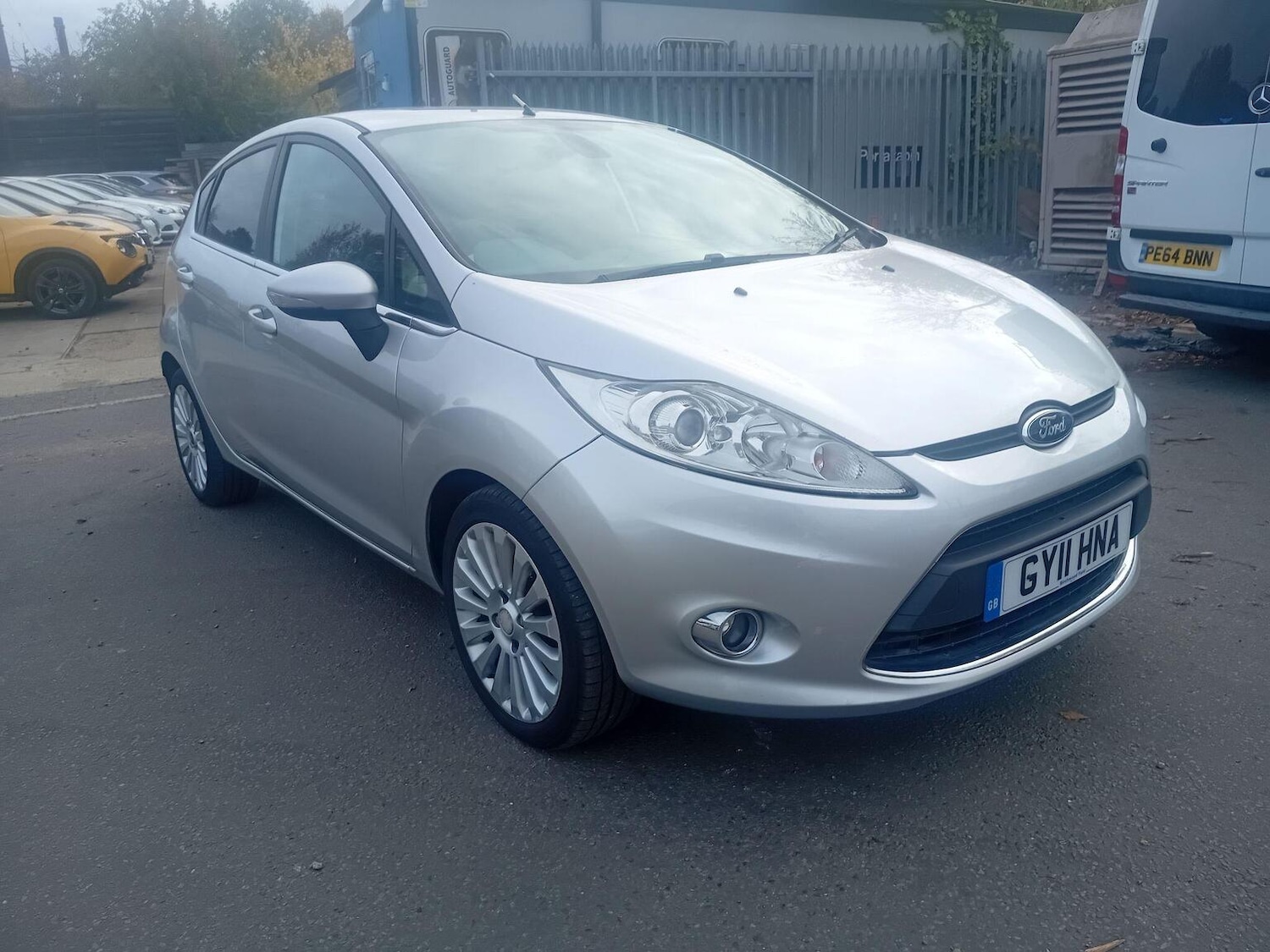 Used Ford Fiesta 2011 for sale - 77173110: Photo 5