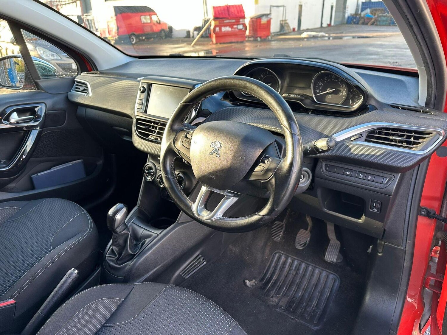 Used Peugeot 208 2016 for sale - 77590078: Photo 19