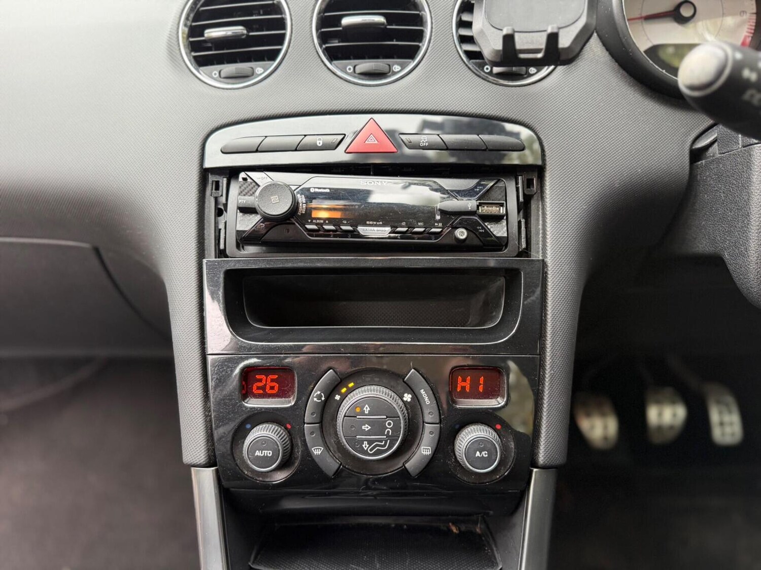 Used Peugeot 308 2013 for sale - 77453144: Photo 20