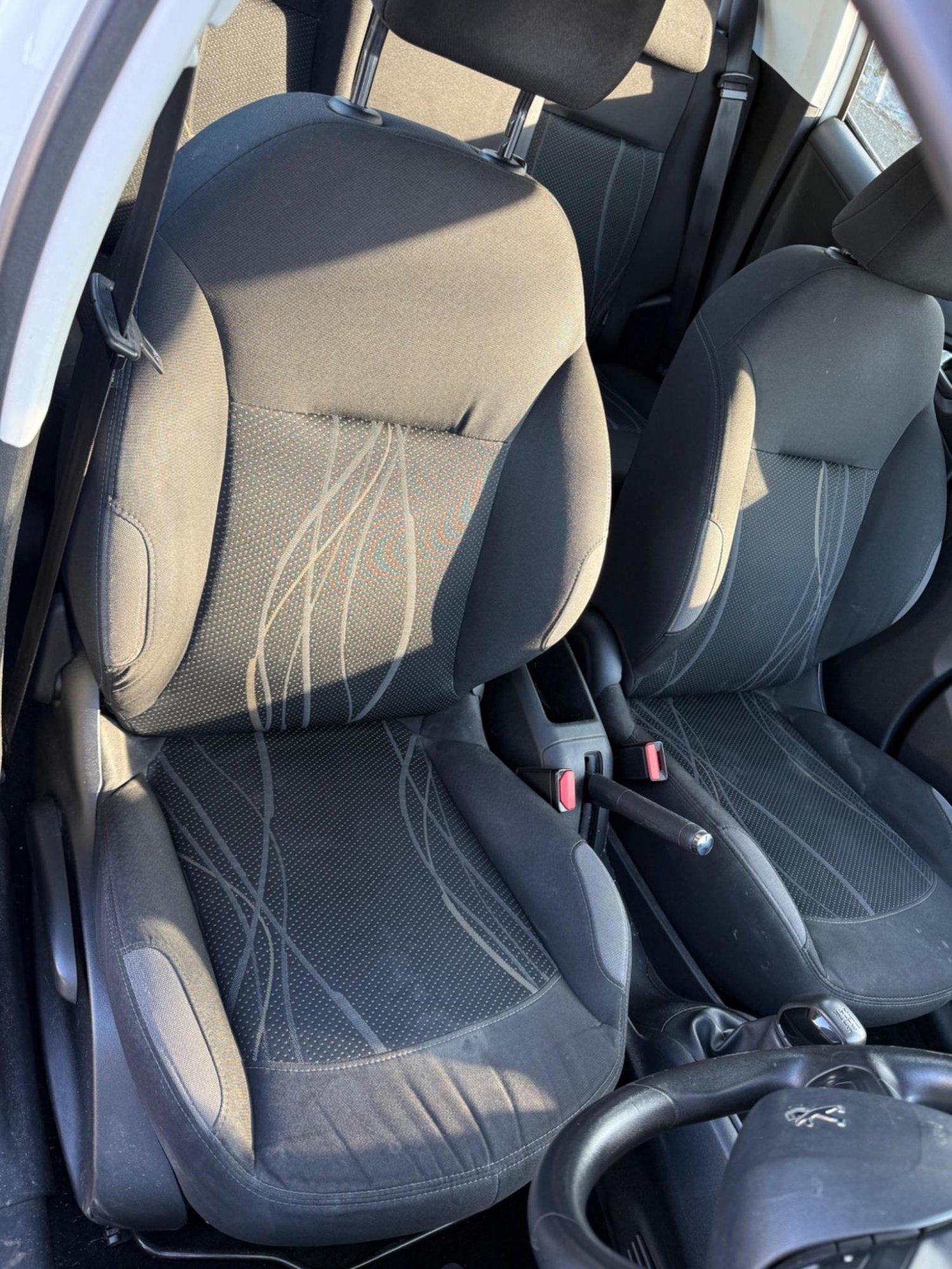 Used Peugeot 208 2013 for sale - 77567527: Photo 20