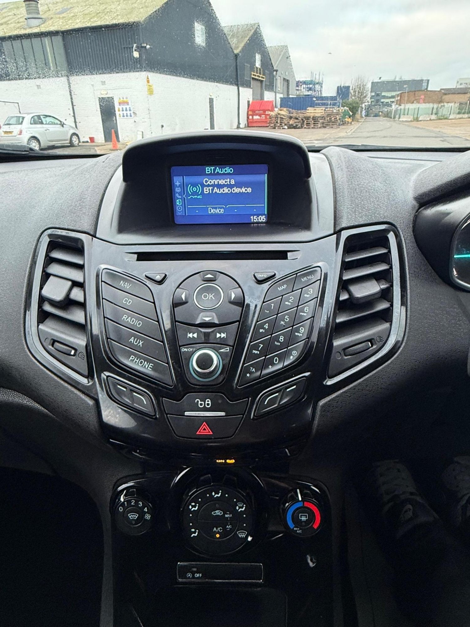 Used Ford Fiesta 2017 for sale - 77173082: Photo 30