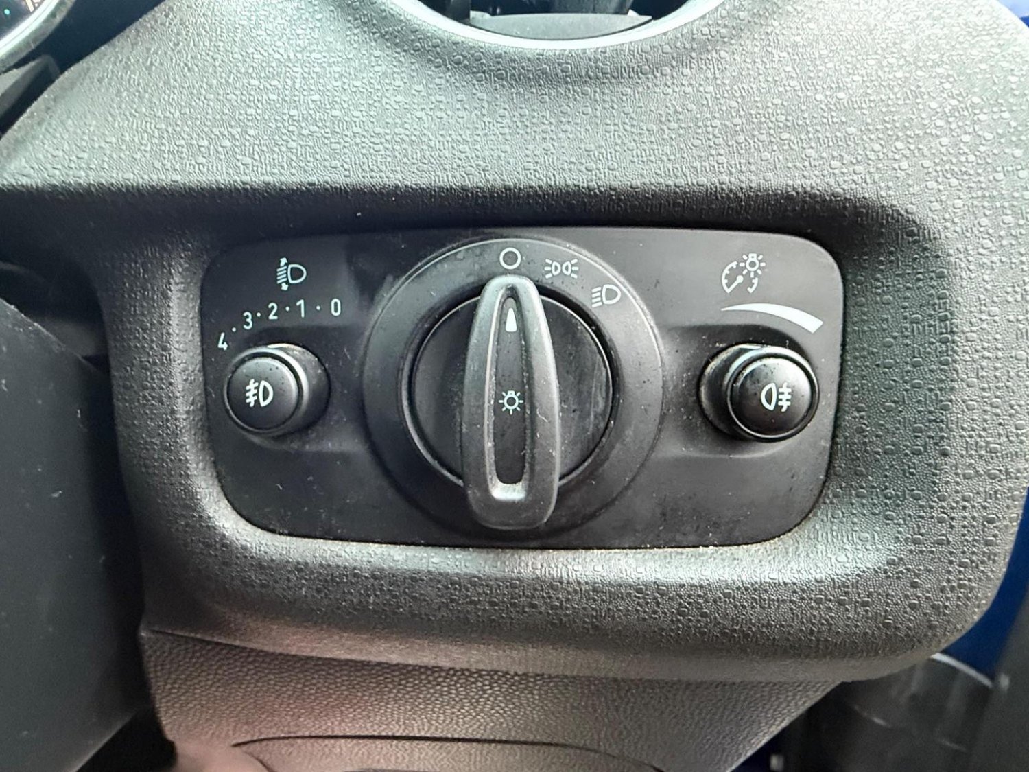 Used Ford Fiesta 2017 for sale - 77173082: Photo 37