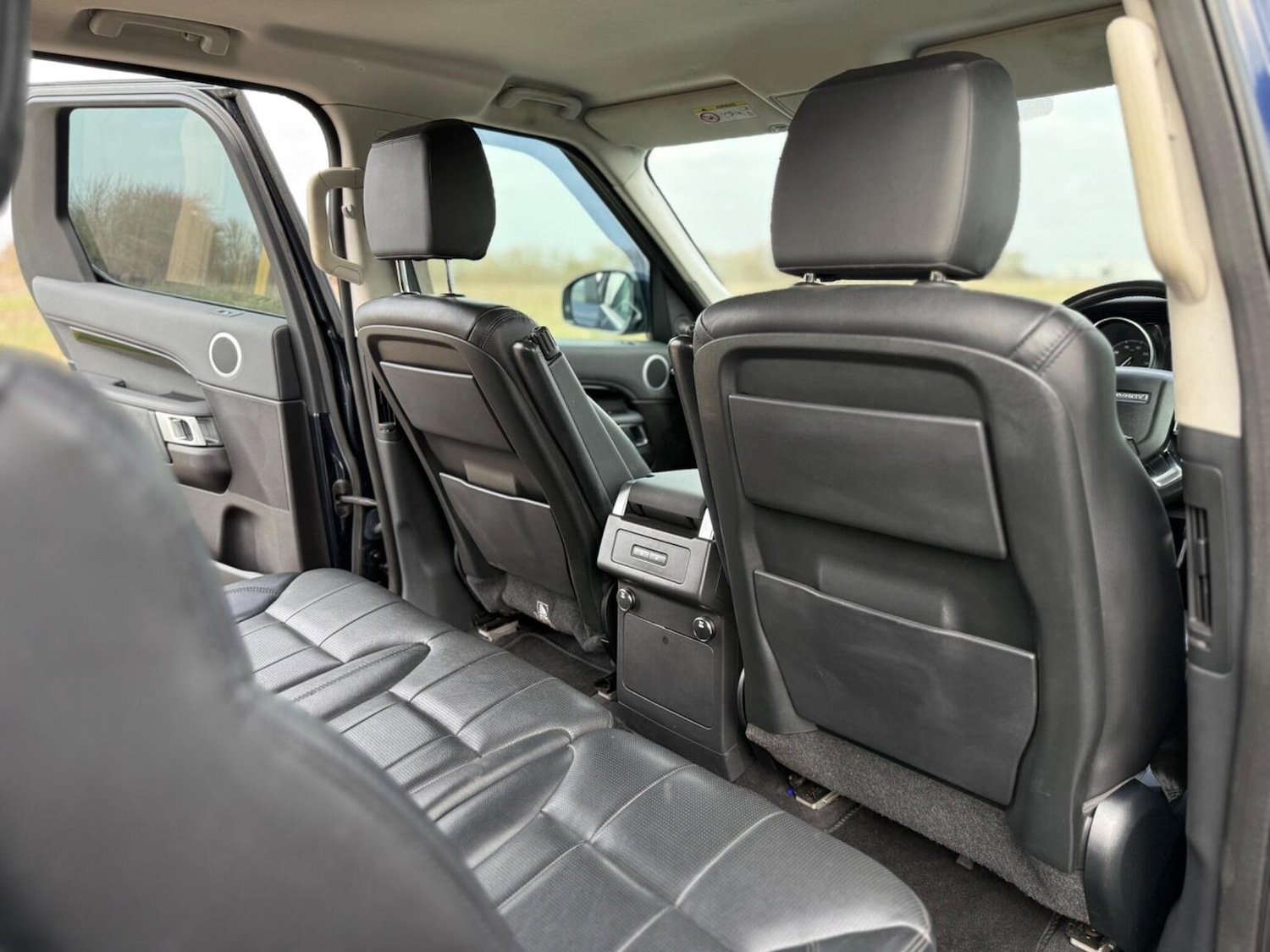 Used Land Rover Discovery 2017 for sale - 77558548: Photo 18