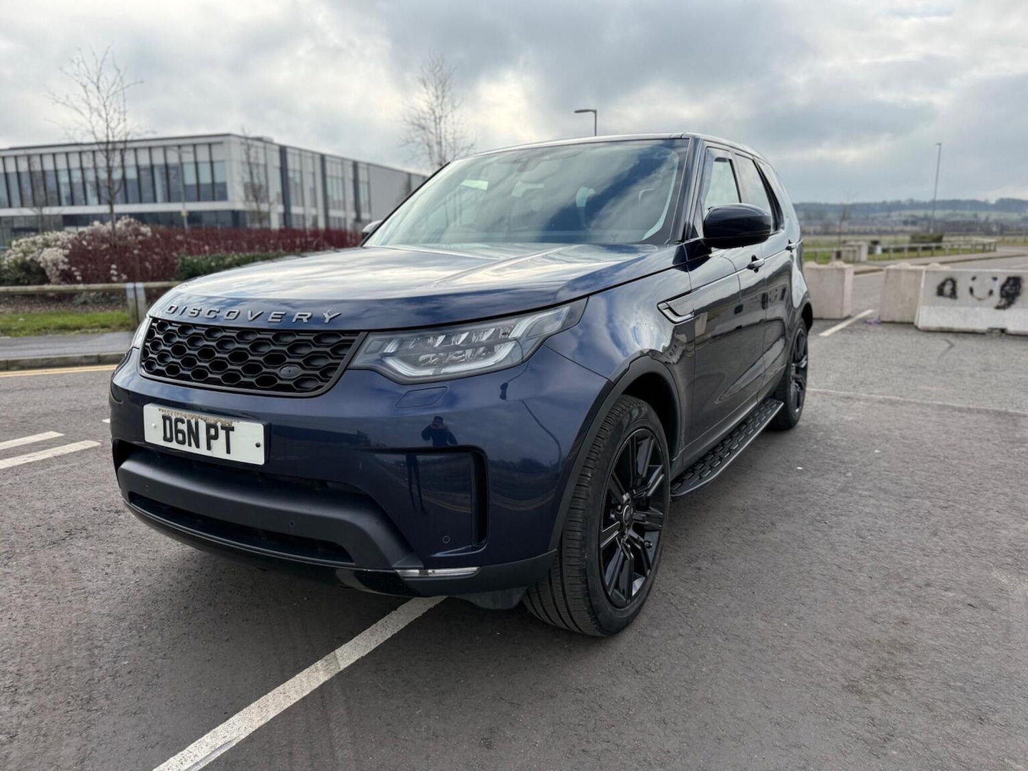 Used Land Rover Discovery 2017 for sale - 77558548: Photo 3