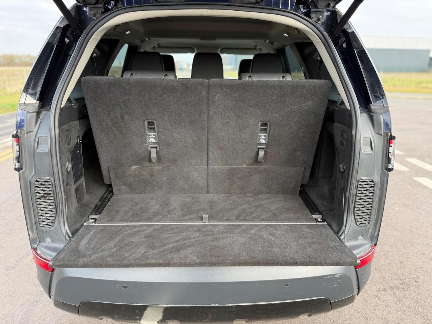 Used Land Rover Discovery 2017 for sale - 77558548: Photo 47