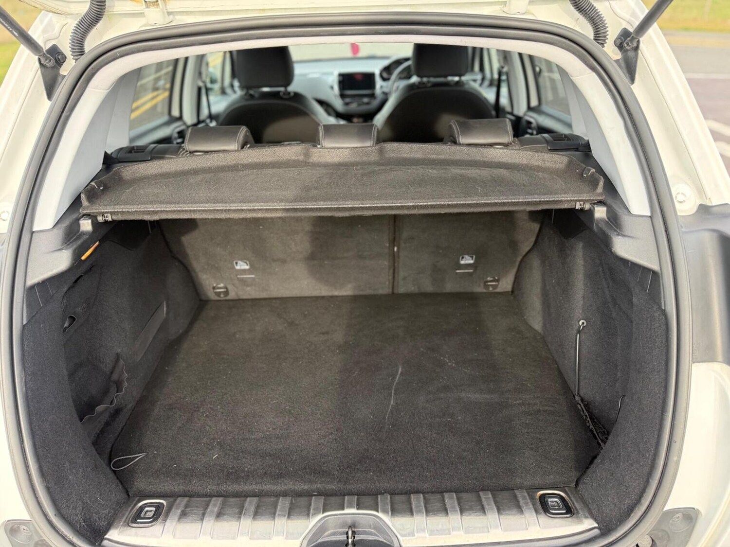 Used Peugeot 2008 2015 for sale - 77643675: Photo 13