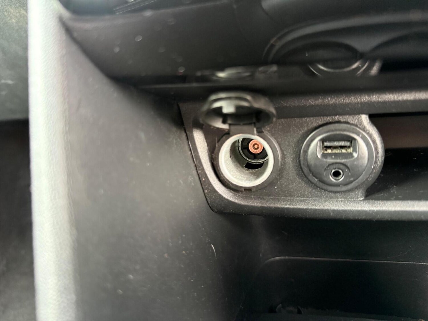 Used Peugeot 2008 2015 for sale - 77643675: Photo 25