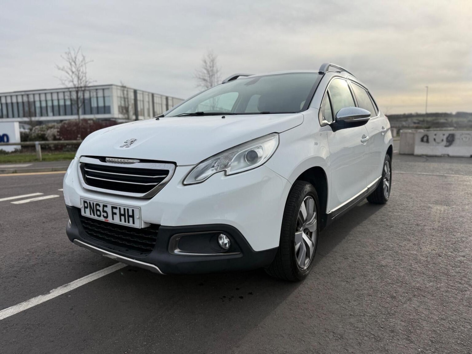 Used Peugeot 2008 2015 for sale - 77643675: Photo 3
