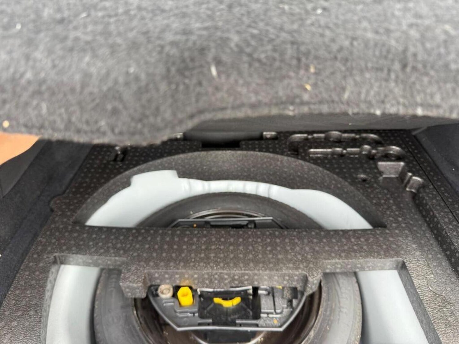 Used Peugeot 2008 2015 for sale - 77643675: Photo 31