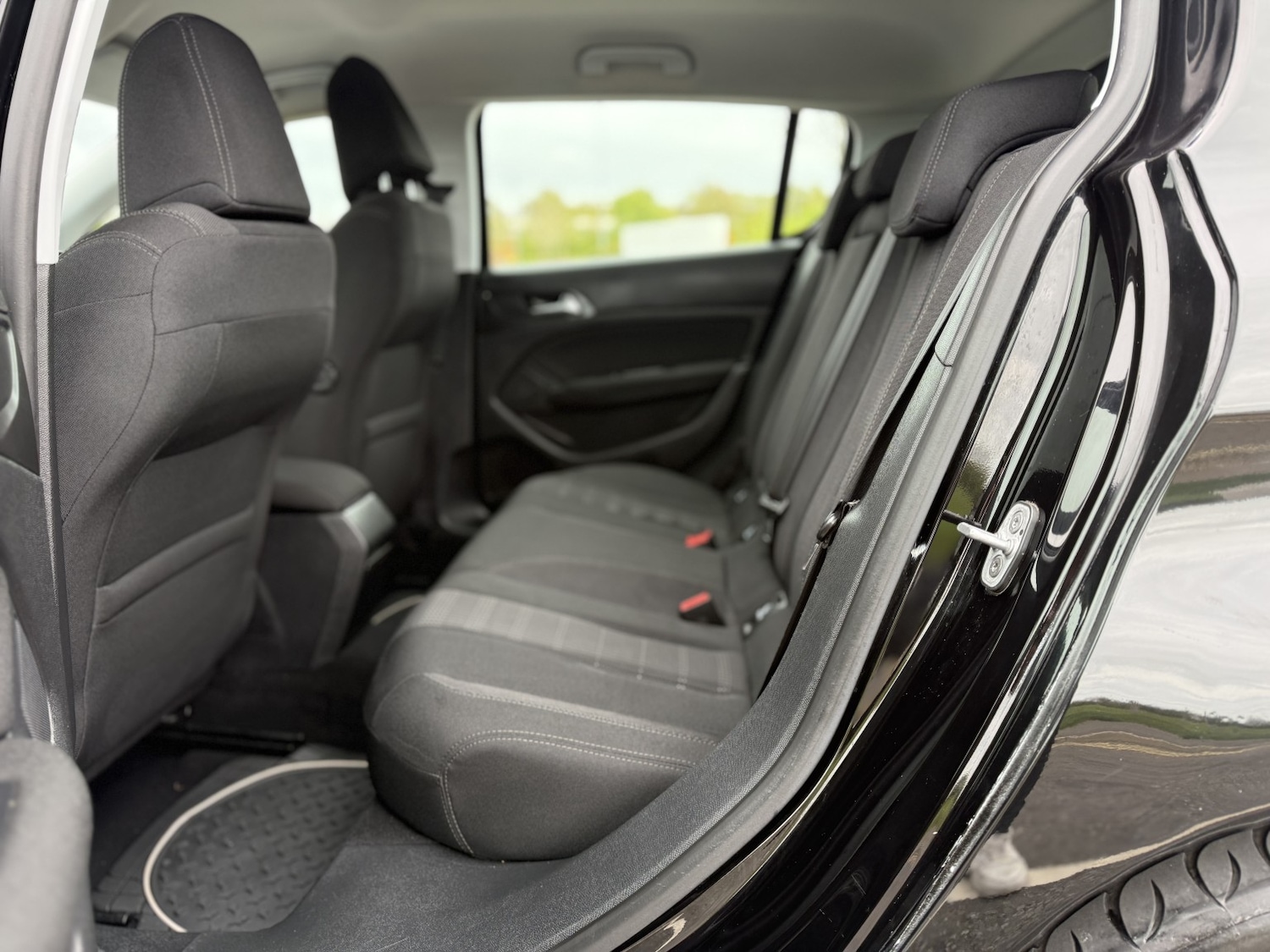 Used Peugeot 308 2015 for sale - 78213668: Photo 14