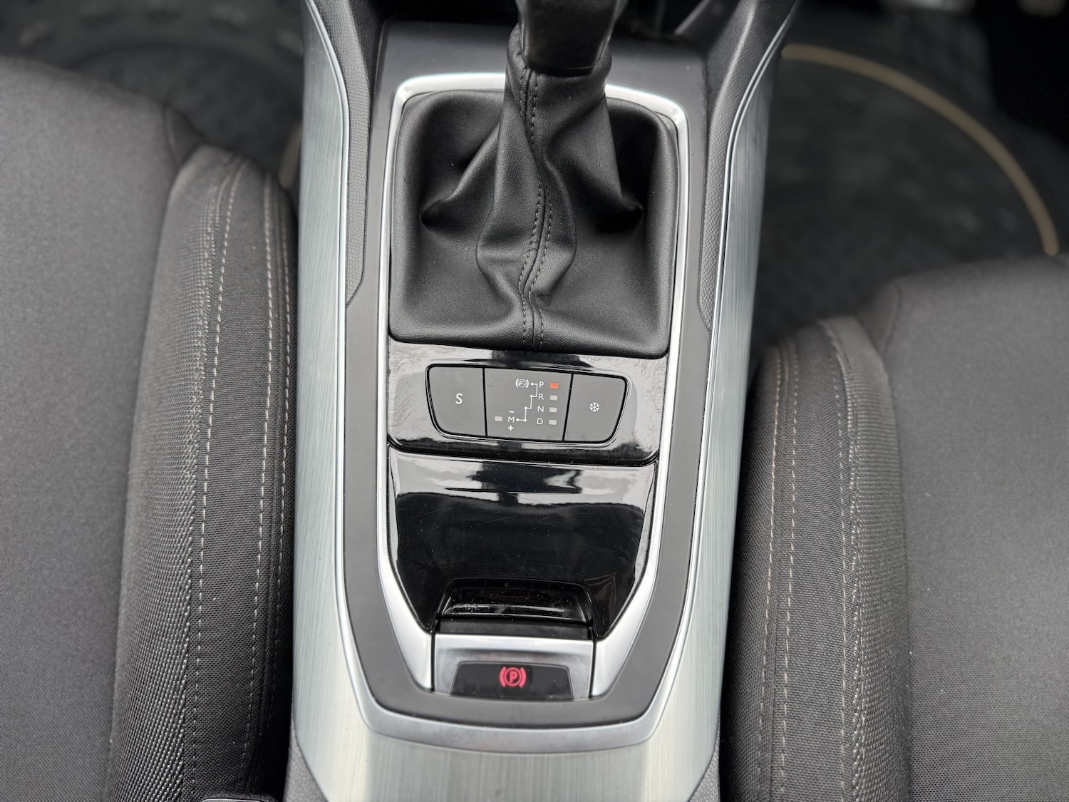 Used Peugeot 308 2015 for sale - 78213668: Photo 27