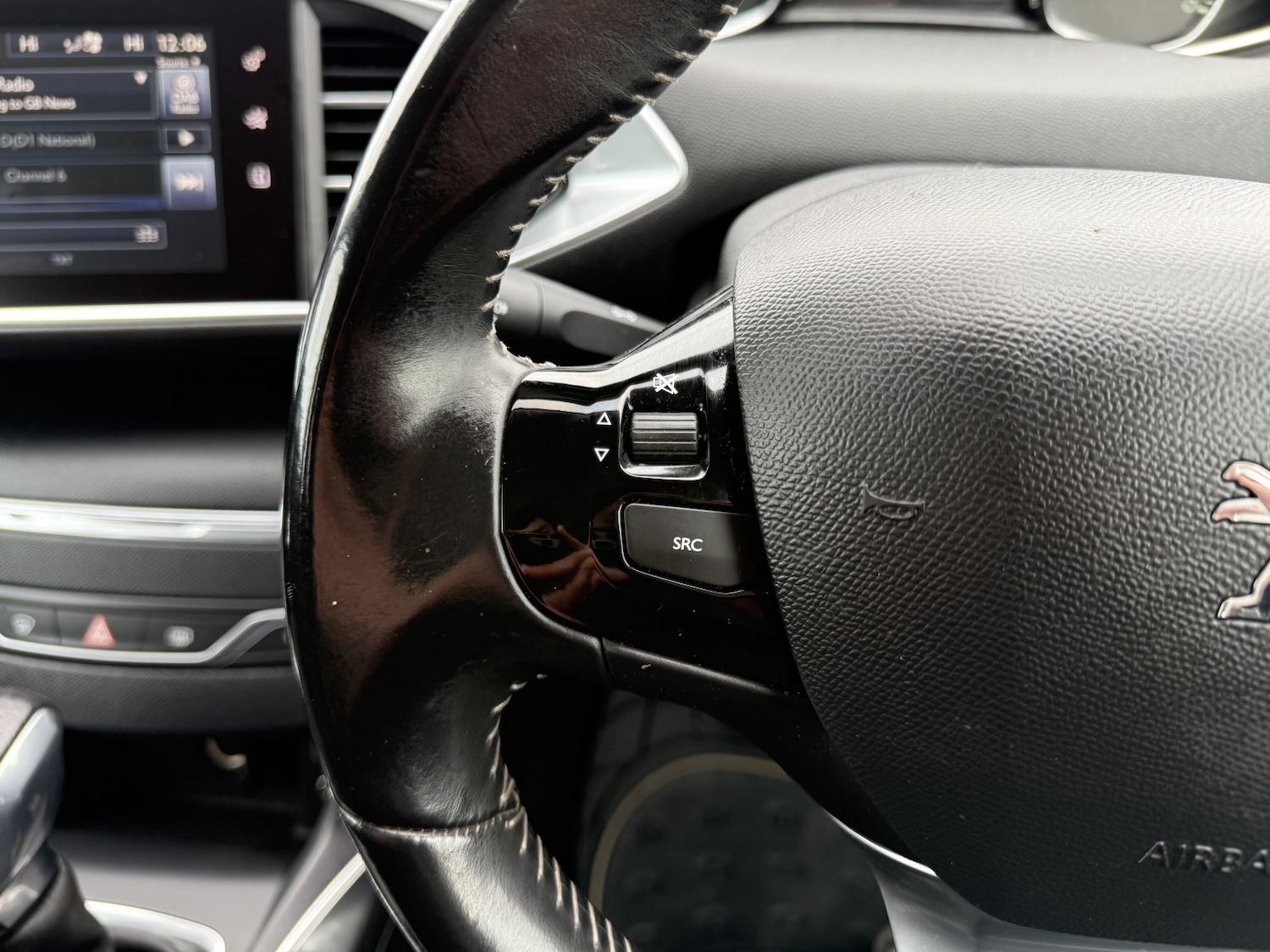 Used Peugeot 308 2015 for sale - 78213668: Photo 29