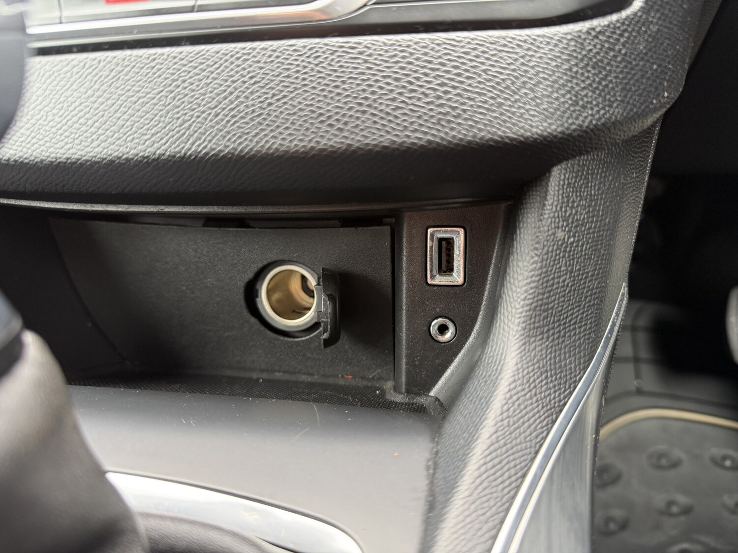 Used Peugeot 308 2015 for sale - 78213668: Photo 33