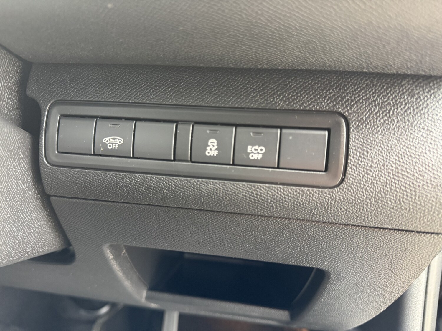 Used Peugeot 308 2015 for sale - 78213668: Photo 38