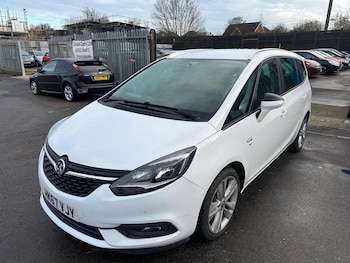 Used Vauxhall Zafira 2018 for sale - 77173010: Photo