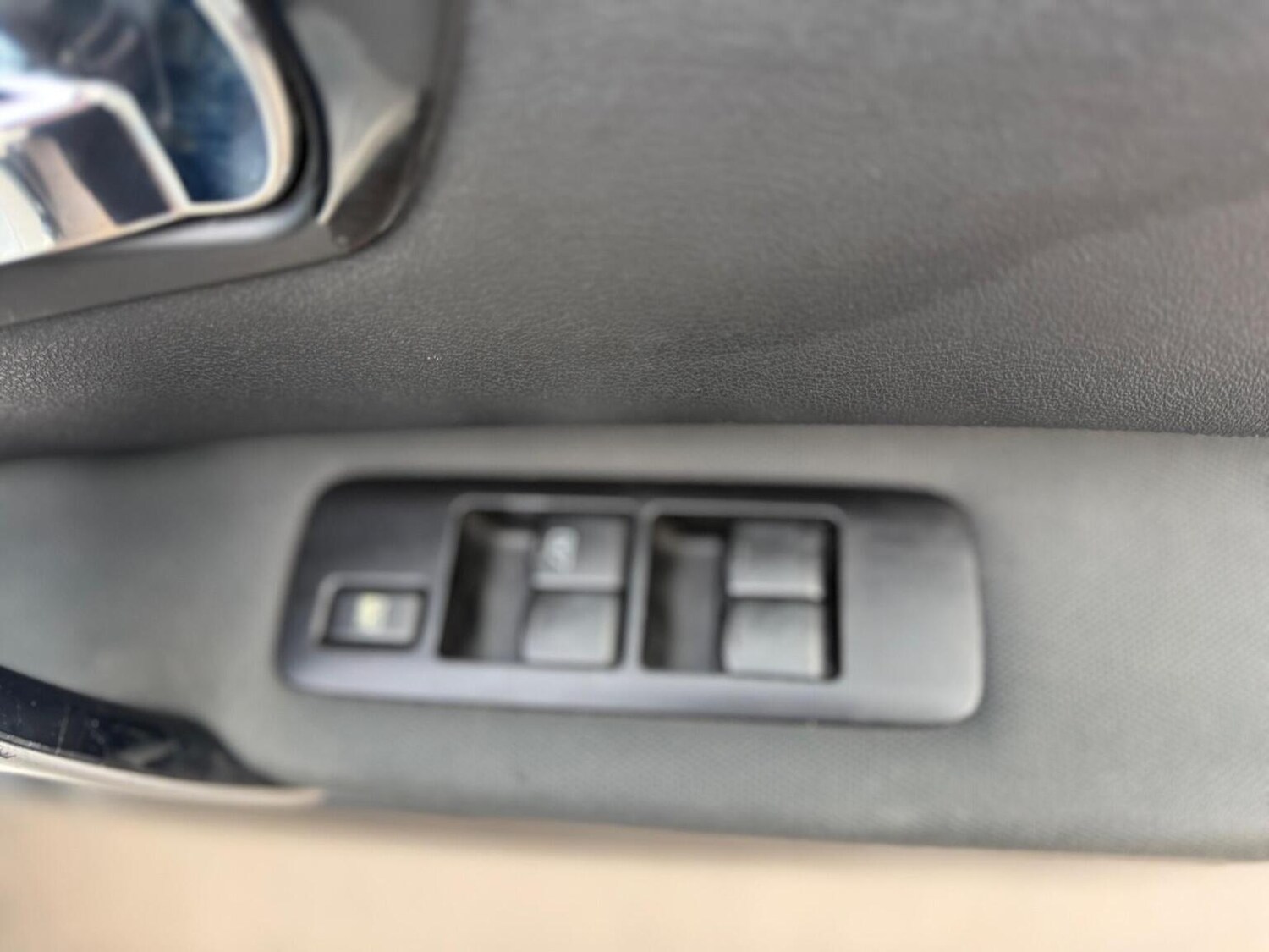 Used Nissan Qashqai+2 2012 for sale - 77807210: Photo 32