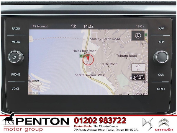 Used Volkswagen T-Roc 2020 for sale - 76000820: Photo 2
