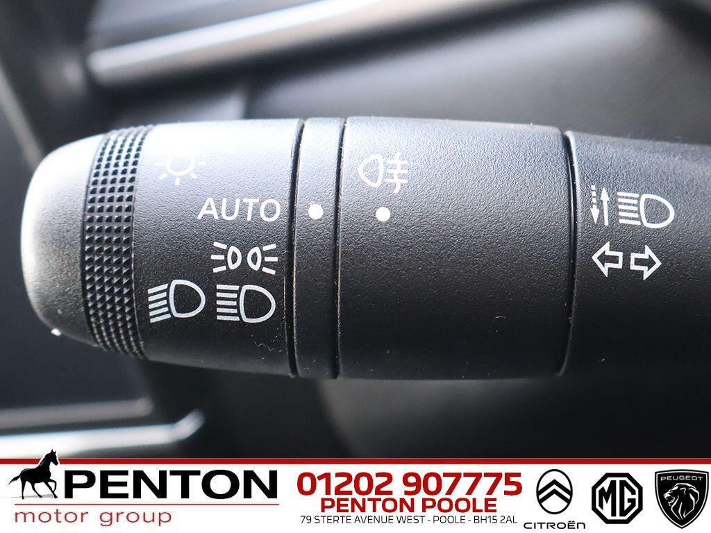 Used Renault Captur 2023 for sale - 77411662: Photo 12