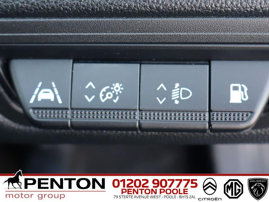 Used Renault Captur 2023 for sale - 77411662: Photo 18