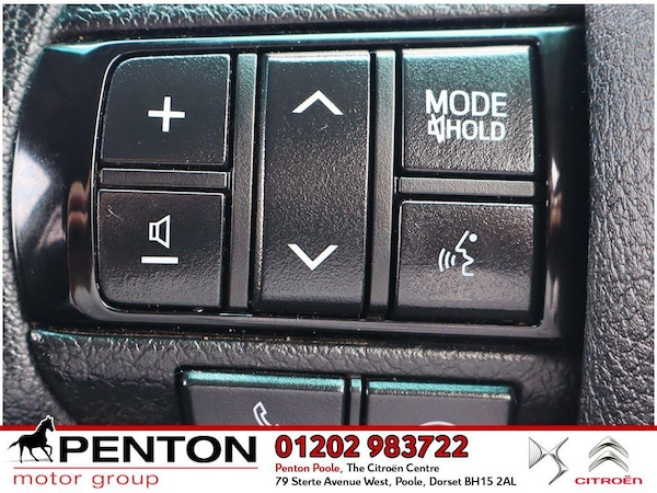 Used Toyota Hilux 2021 for sale - 75247579: Photo 10