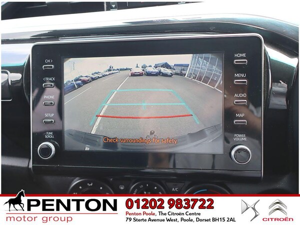 Used Toyota Hilux 2021 for sale - 75247579: Photo 2