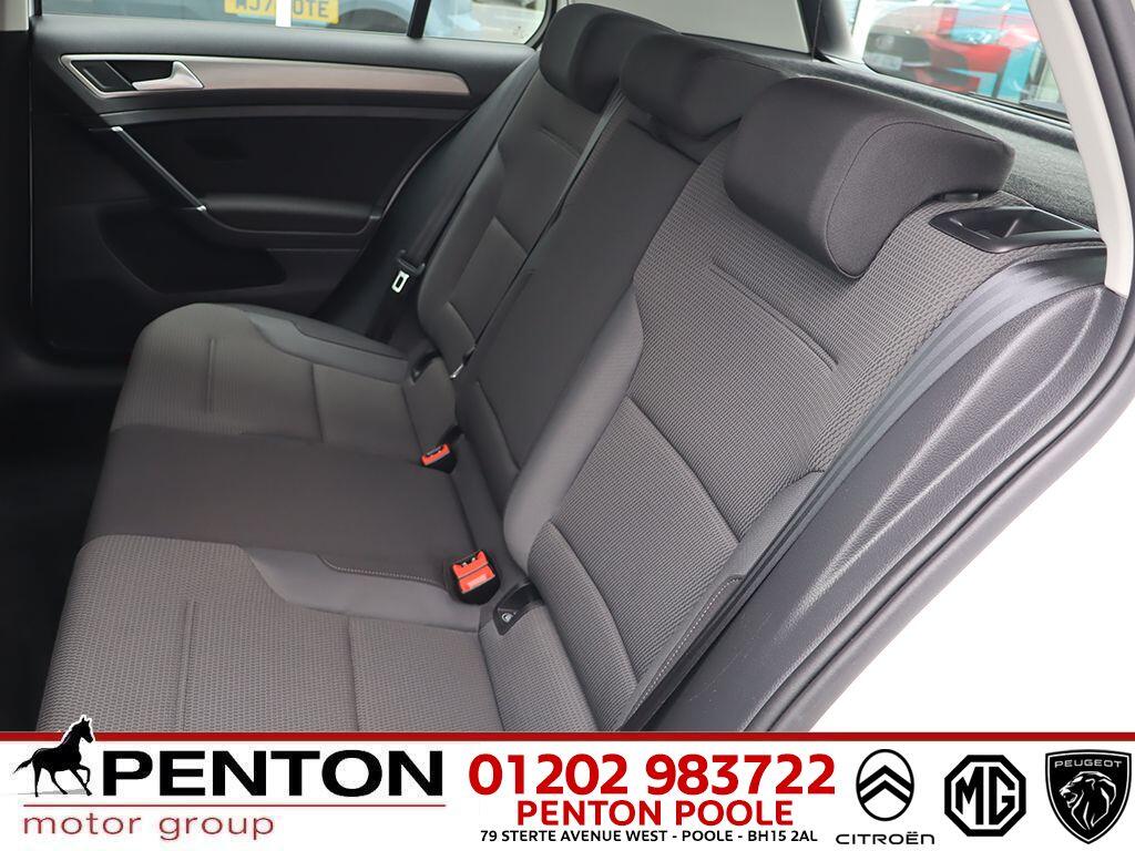 Used Volkswagen Golf 2017 for sale - 77377205: Photo 6