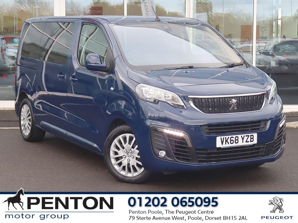 Used Peugeot Traveller 2018 for sale - 77549795: Photo 1