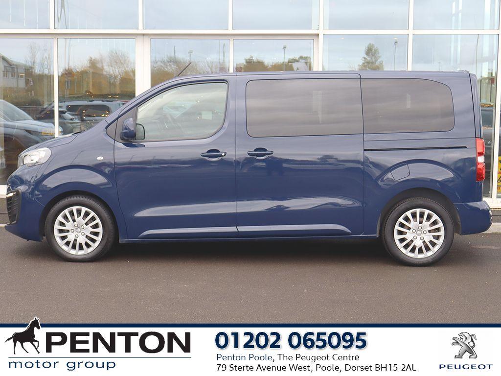 Used Peugeot Traveller 2018 for sale - 77549795: Photo 15