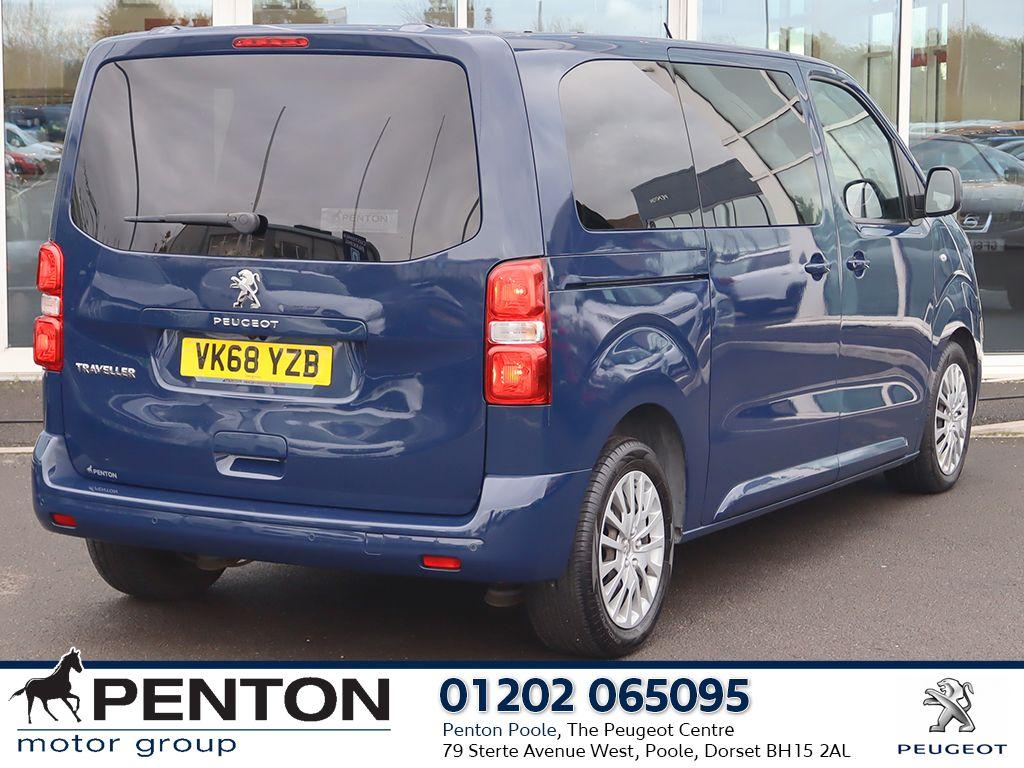 Used Peugeot Traveller 2018 for sale - 77549795: Photo 16