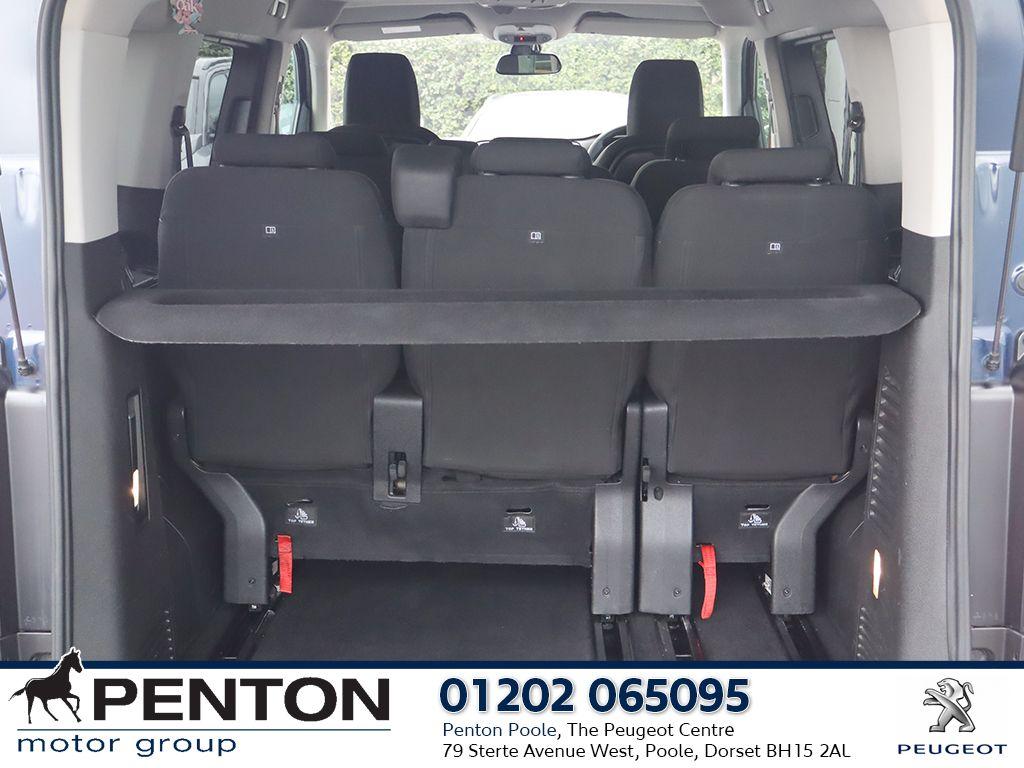 Used Peugeot Traveller 2018 for sale - 77549795: Photo 9