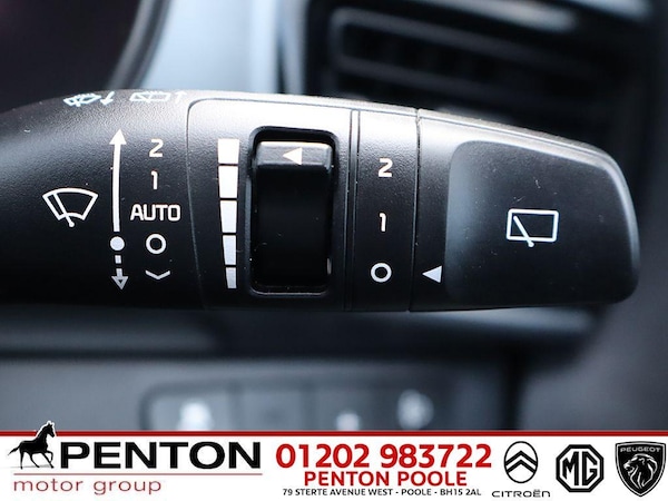 Used Kia Stonic 2022 for sale - 74712604: Photo 16