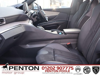 Used Peugeot 3008 2021 for sale - 76214188: Photo 4