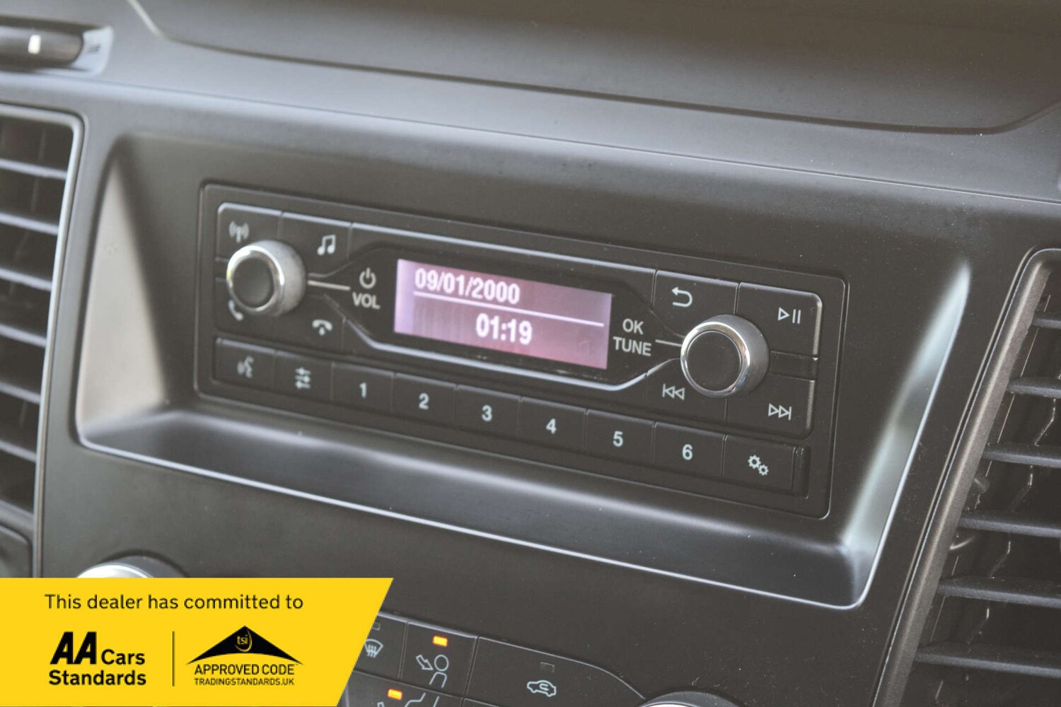 Used Ford Transit Custom 2018 for sale - 77355516: Photo 40