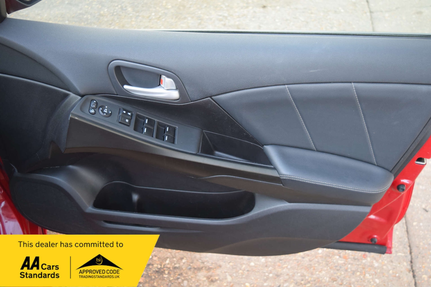 Used Honda Civic 2012 for sale - 77891345: Photo 40