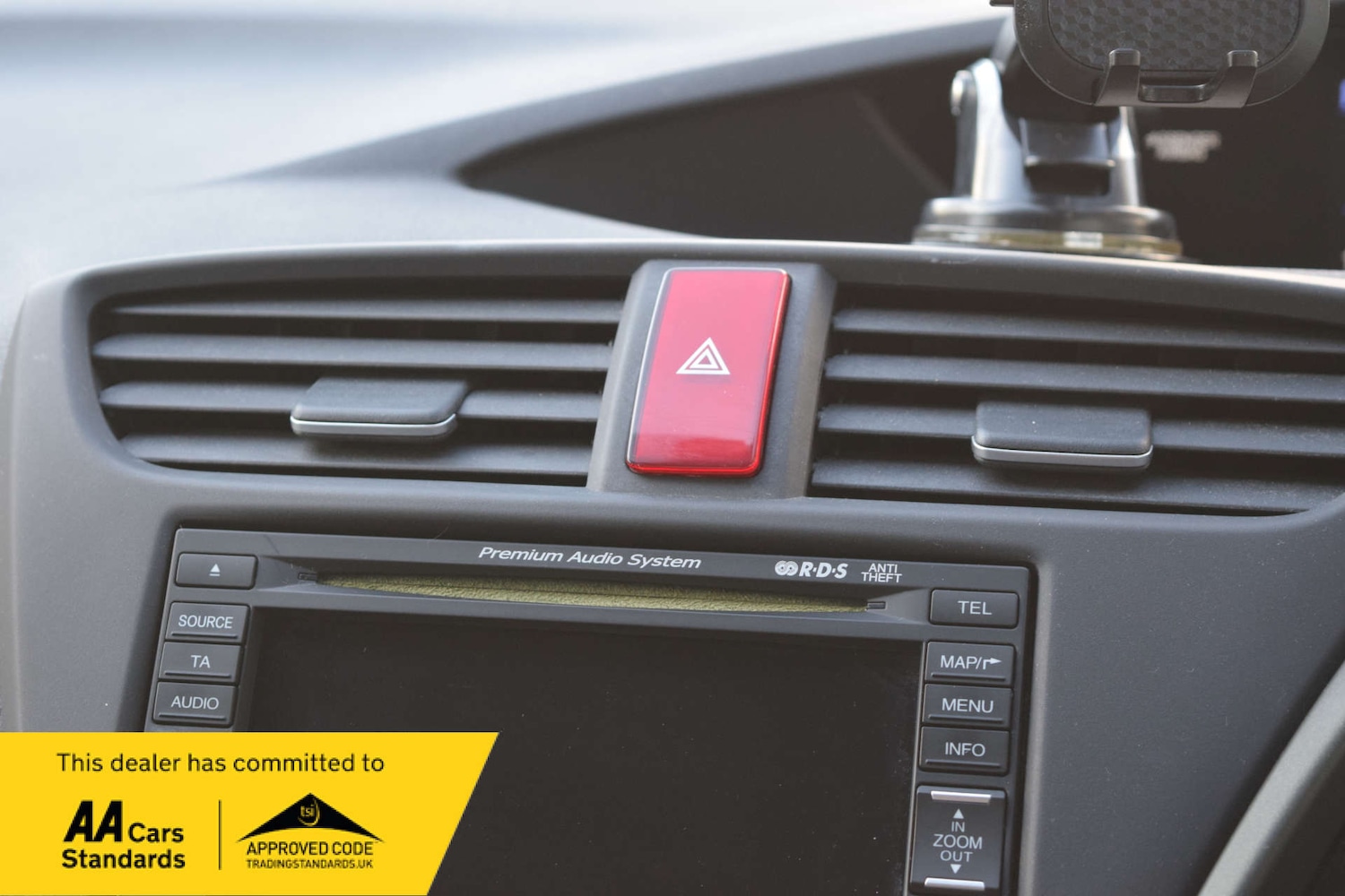 Used Honda Civic 2012 for sale - 77891345: Photo 52