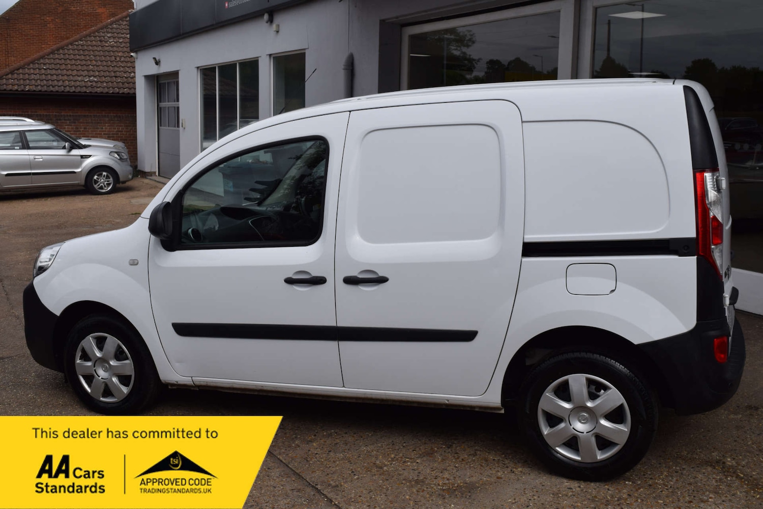 Used Nissan NV250 2020 for sale - 76600933: Photo 5