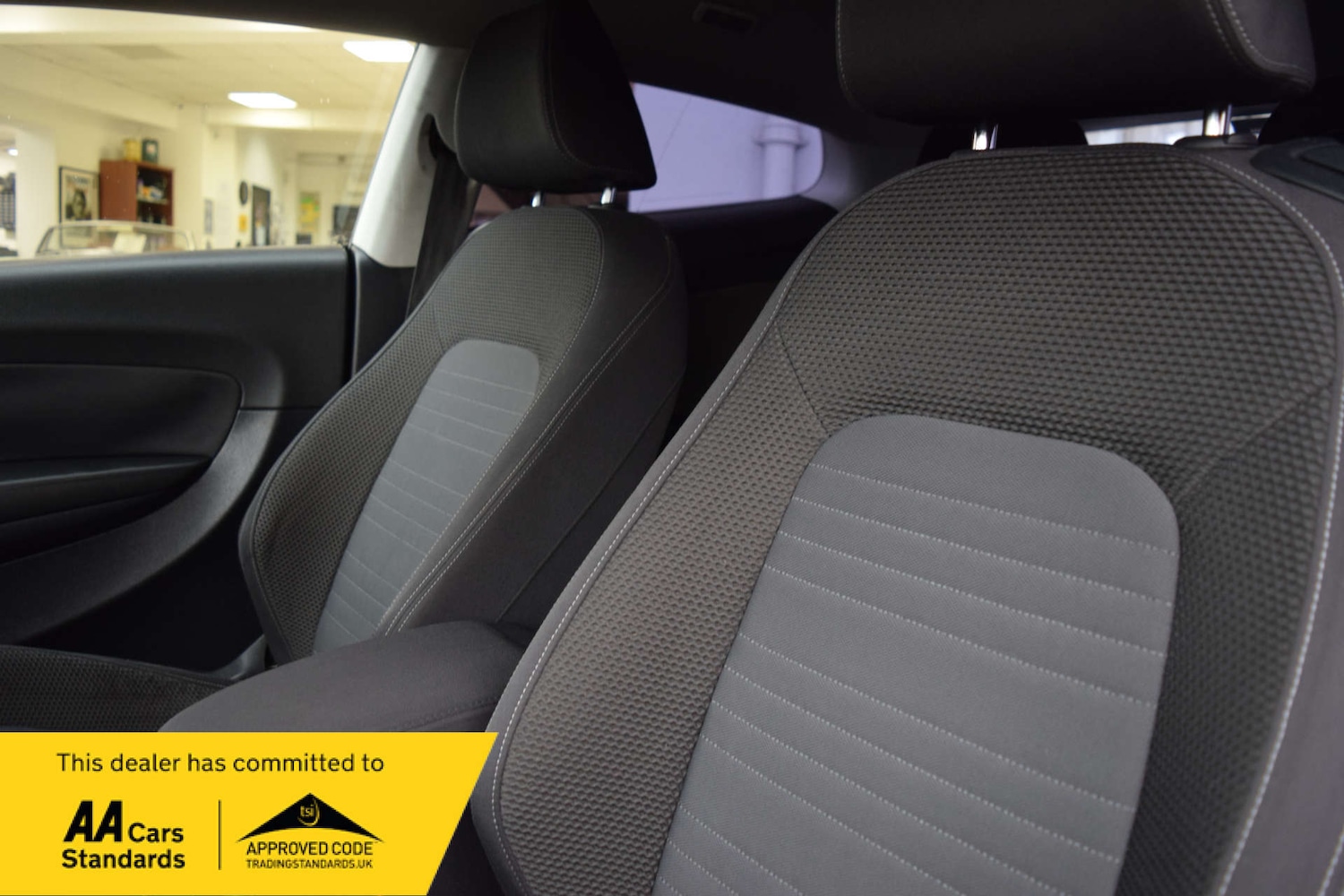 Used Volkswagen Scirocco 2012 for sale - 78097313: Photo 29