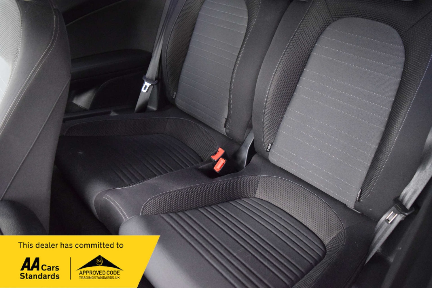 Used Volkswagen Scirocco 2012 for sale - 78097313: Photo 31