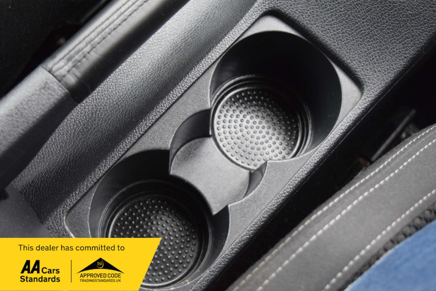 Used Volkswagen Scirocco 2012 for sale - 78097313: Photo 48