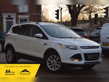 Used Ford Kuga 2015 for sale - 77355522: Photo