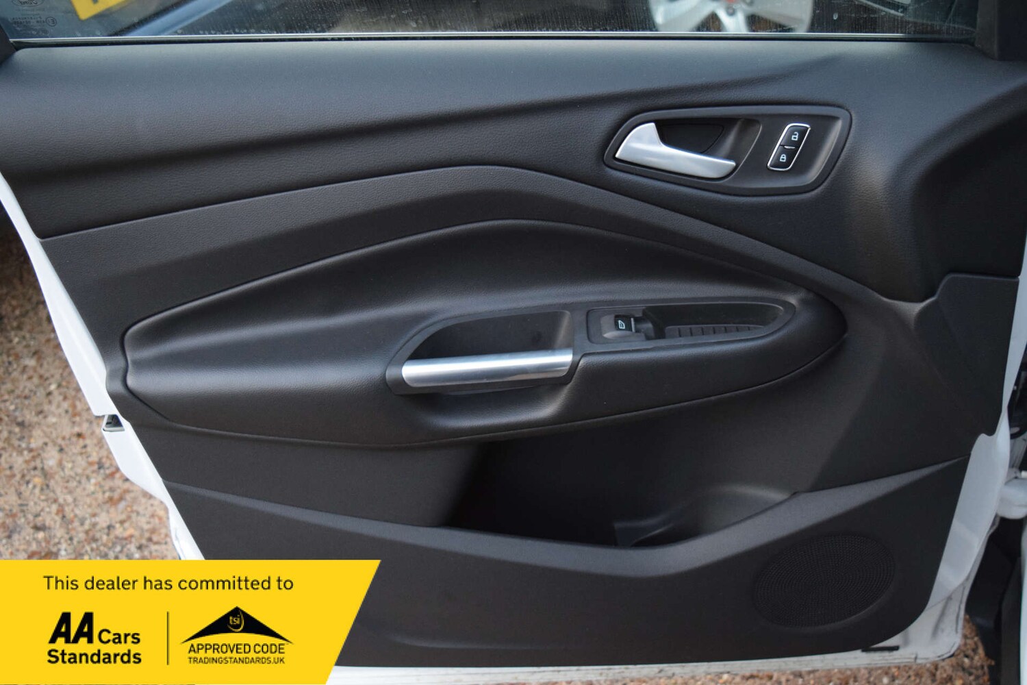 Used Ford Kuga 2015 for sale - 77355522: Photo 33