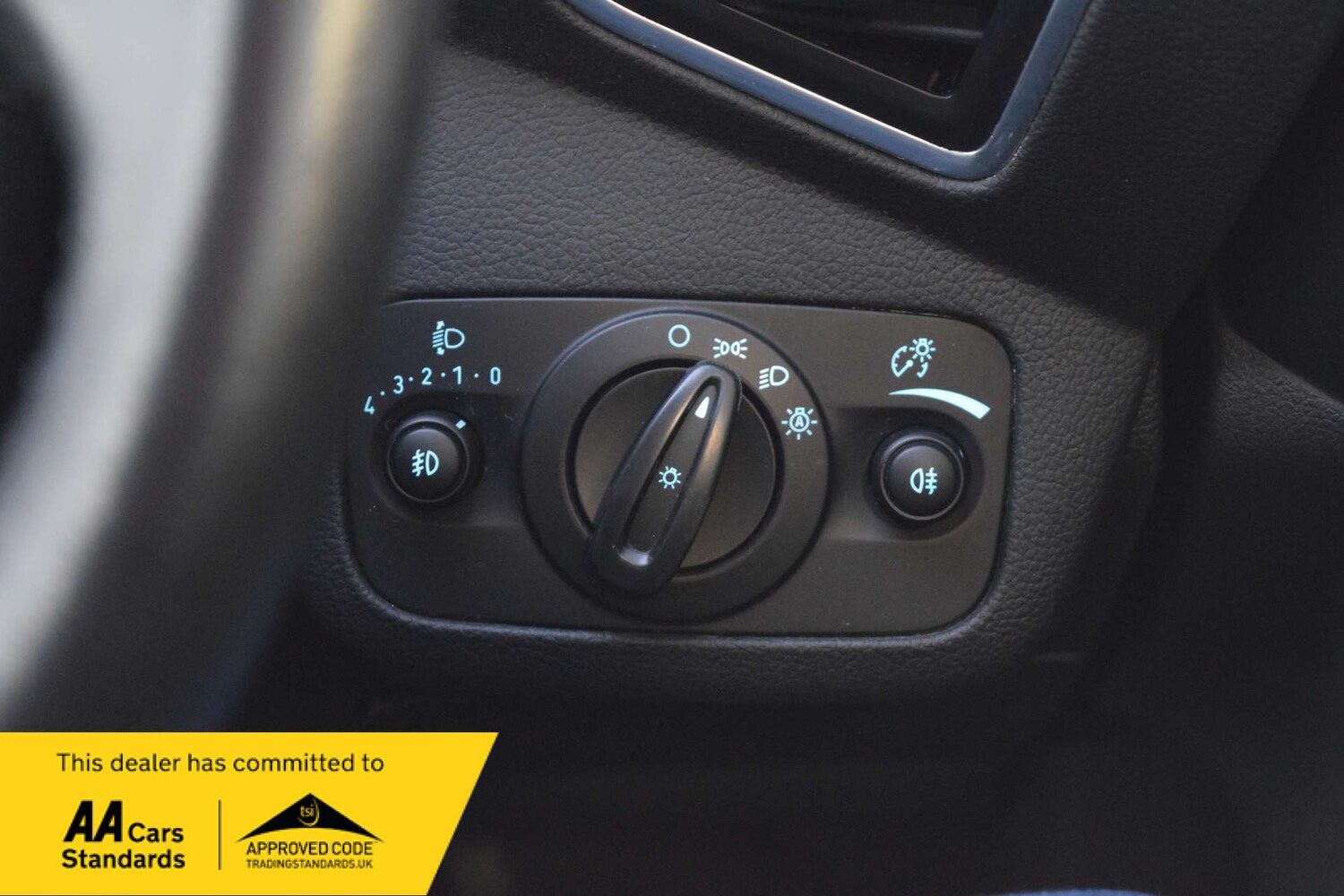 Used Ford Kuga 2015 for sale - 77355522: Photo 51