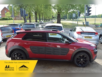 Used Citroen C4 Cactus 2017 for sale - 76005138: Photo