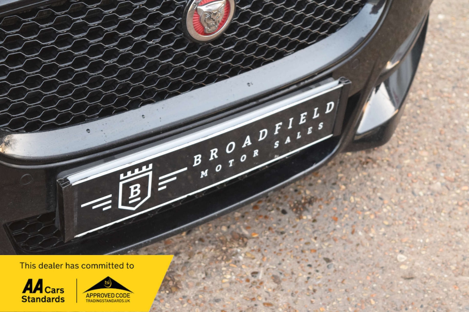 Used Jaguar XE 2018 for sale - 77667847: Photo 10