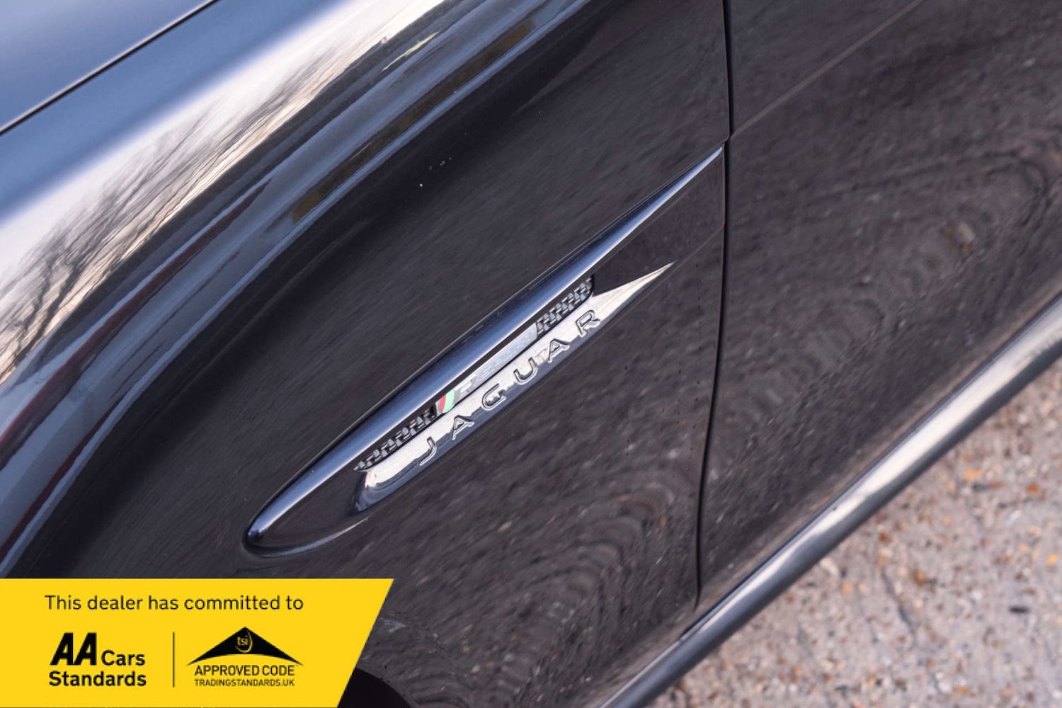 Used Jaguar XE 2018 for sale - 77667847: Photo 15