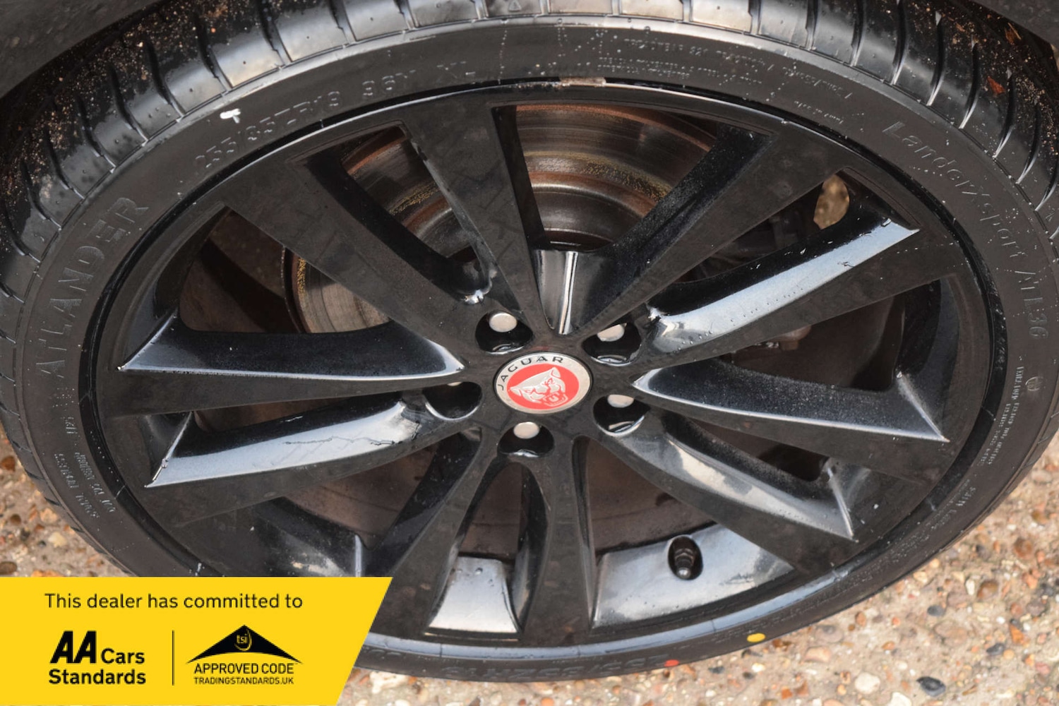 Used Jaguar XE 2018 for sale - 77667847: Photo 25