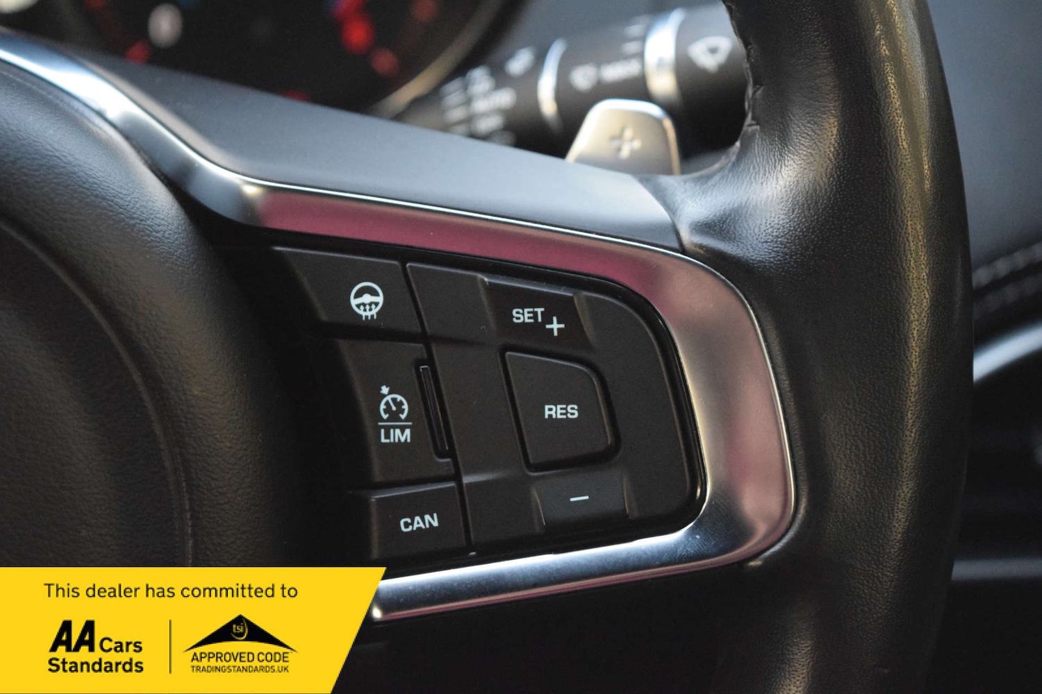 Used Jaguar XE 2018 for sale - 77667847: Photo 52