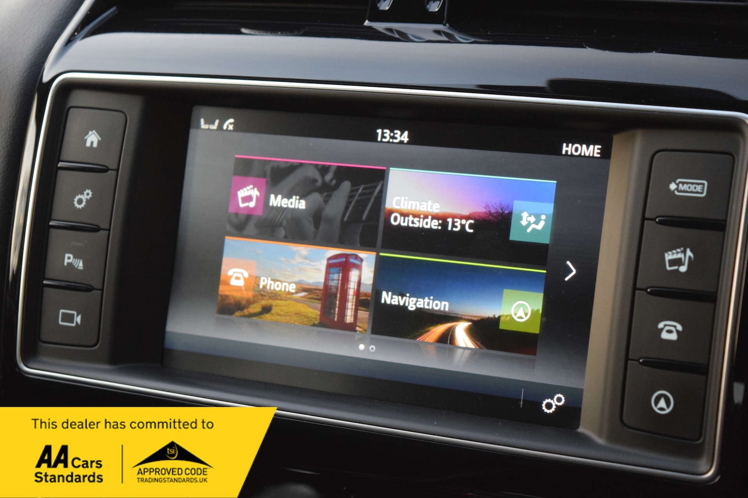 Used Jaguar XE 2018 for sale - 77667847: Photo 57