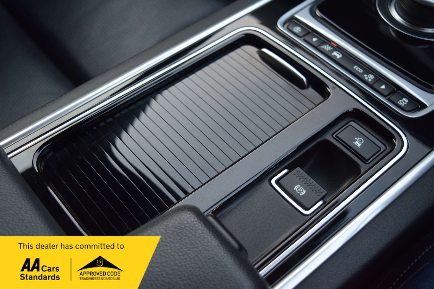 Used Jaguar XE 2018 for sale - 77667847: Photo 63