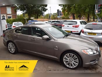 Used Jaguar XF 2010 for sale - 79738947: Photo